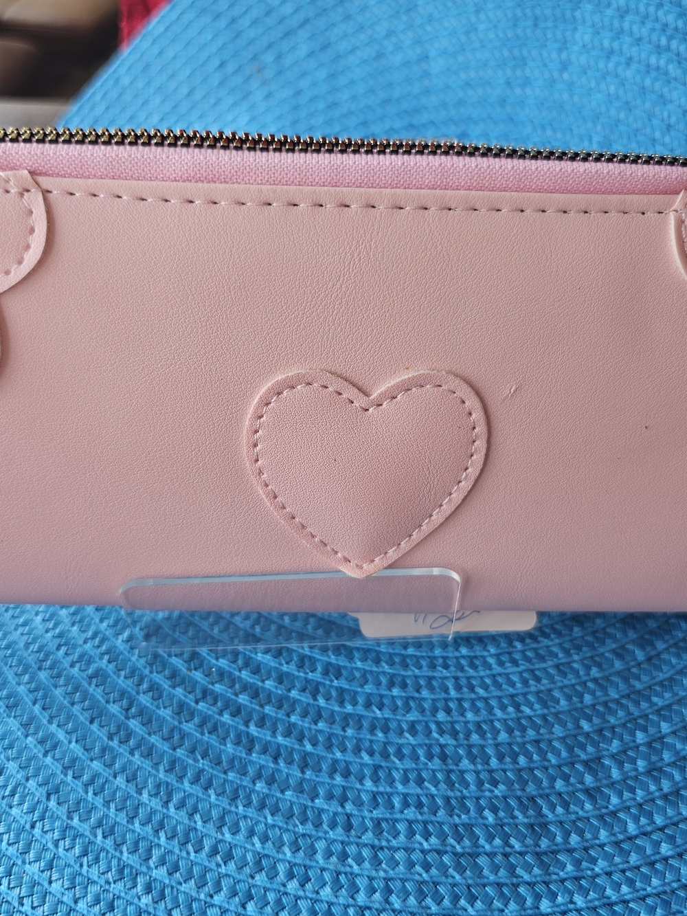 Pink Heart Accent Women's Zip Wallet
